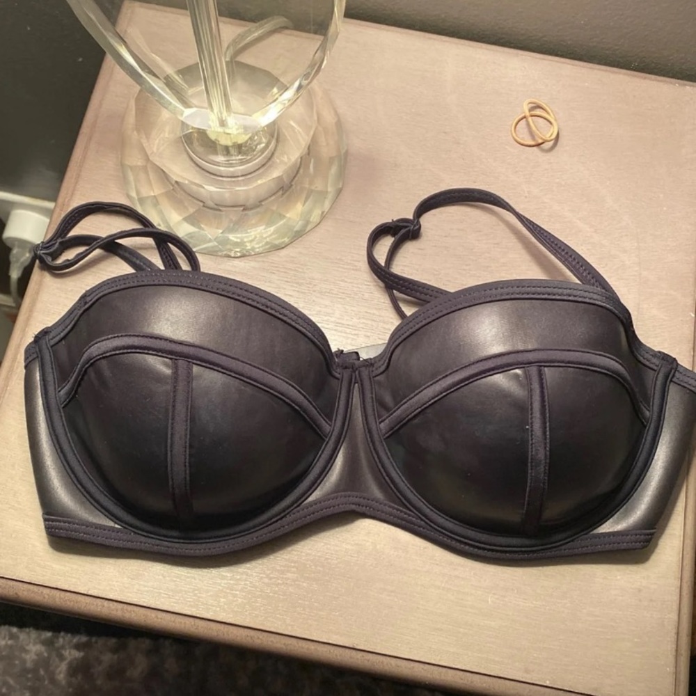 Triangl Black Neoprene Swim Top - Small++